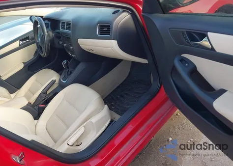 2011 Volkswagen Jetta 2.5L Se from USA, damaged, VIN 3VWDX7AJ5BM061872